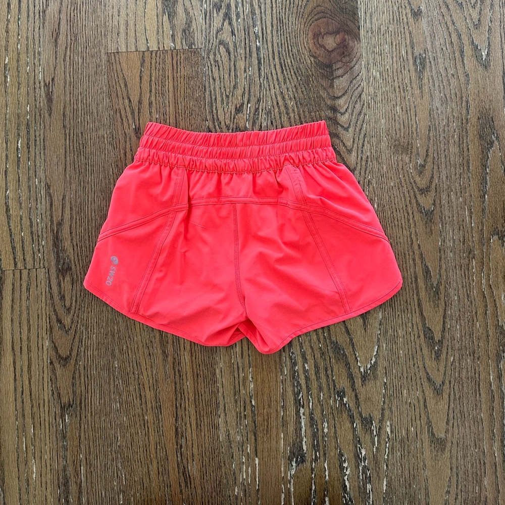 Lululemon tracker shorts